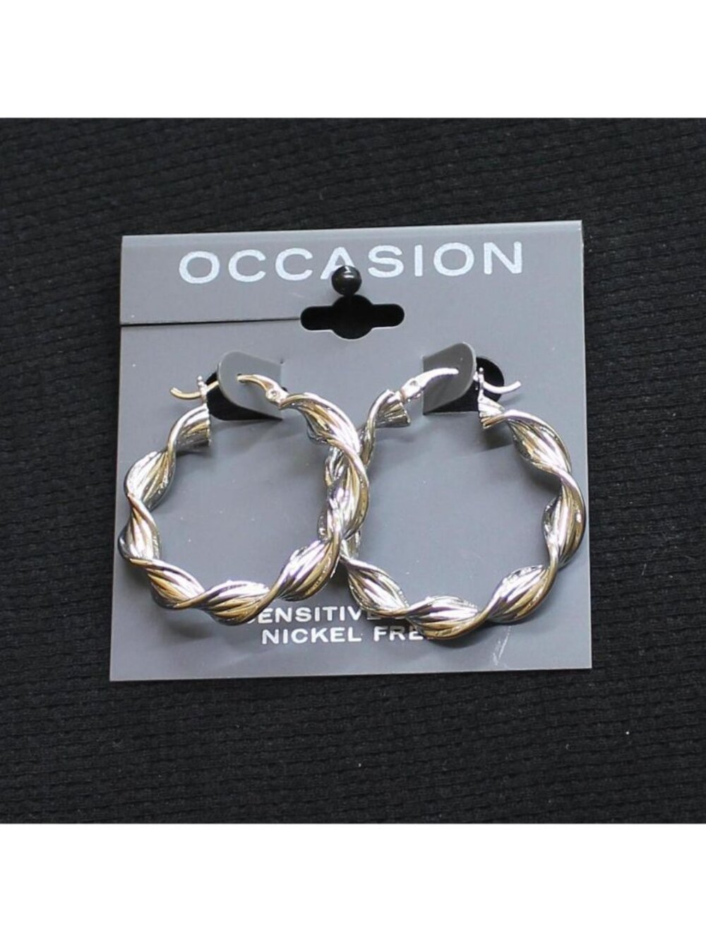 NWT Occasion Womens Fashion Twisted Rope Dangly Hoop Earrings Silver Gray 1.5"